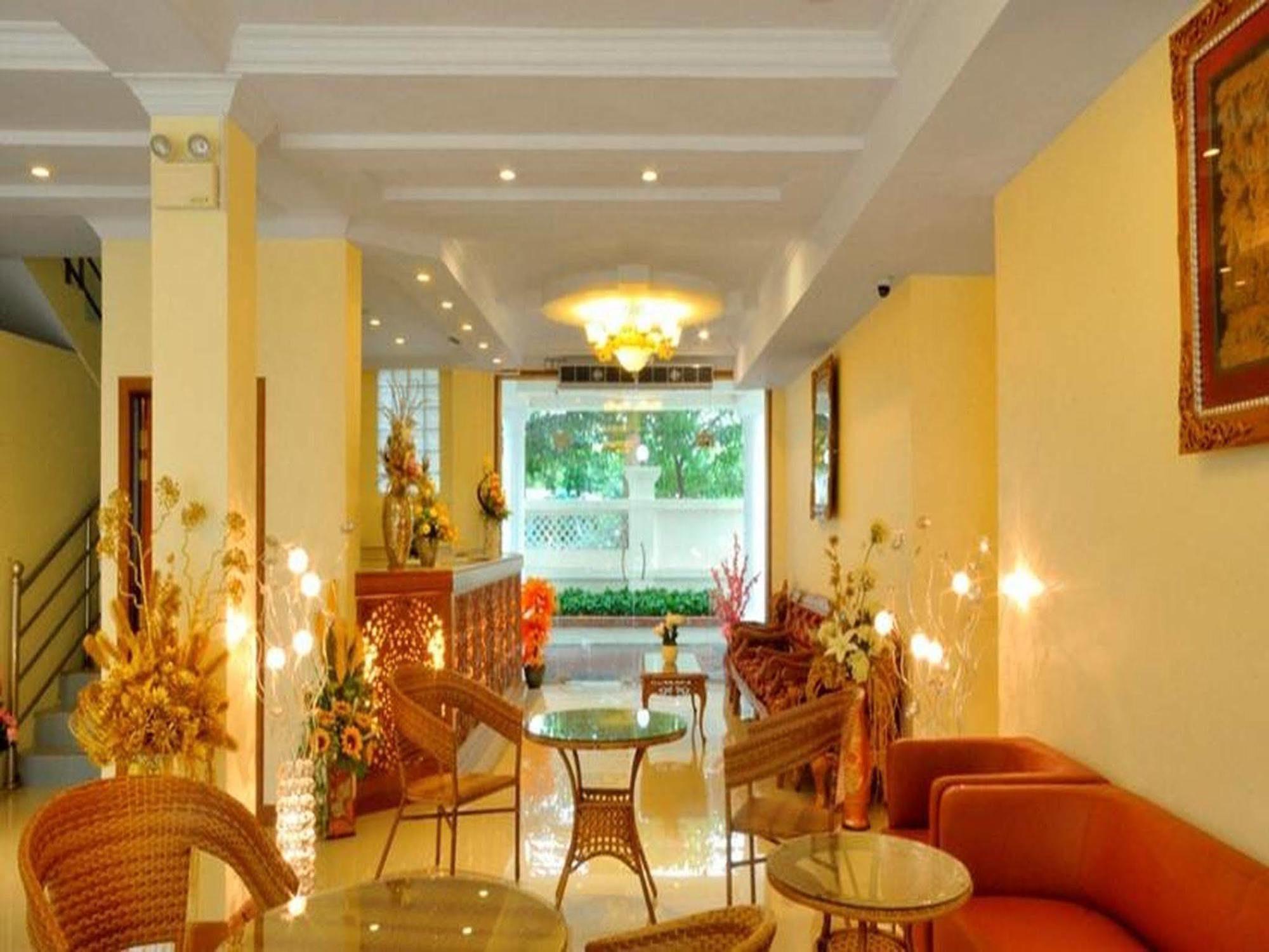 Royal Golden View Hotel Yangon Exterior foto